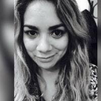 Roxana Vidal's Instagram, Twitter & Facebook