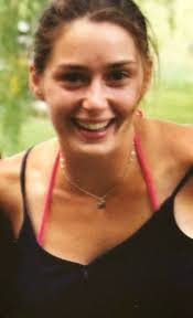 Dose any one remember a Michelle Woods ? She graduated class of 1981 .