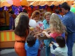 Série créée par william bickley, michael warren avec : Notre Belle Famille Saison 1 Episodes 03 Reglement Interieur Video Dailymotion