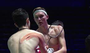 2021 all england men's singles final: Why Lee Zii Jia And Viktor Axelsen Exhanged Shirts 360badminton