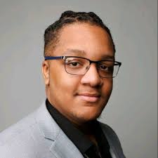 I'm thrilled to share that I'm headed back to the Governor's office! This  semester, I will be interning with Governor Whitmer's federal affairs team.  This has been my dream job for years,