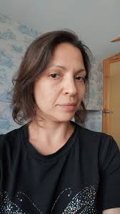 Any mobile hairdressers in and around Hurstpierpoint able to cut my fine  hair back into a decent looking bob? Today anytime after 17:30? I know! I'm  super disorganised 😵‍💫