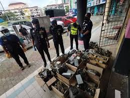 Check spelling or type a new query. Sembilan Premis Lombong Bitcoin Diserbu