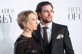 He was born aaron perry johnson in high wycombe, buckinghamshire, to sarah and robert johnson, a civil engineer. Aaron Taylor Johnson And Wife Sam Taylor Johnson Are Not Getting Divorced Celeb Secrets