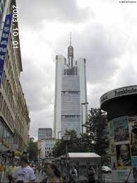 Capitalul financiar reprezintă una din cele mai mari invenţii ale omului. Frankfurt Capitala FinanciarÄƒ A Germaniei Impresii La Pas Prin Frankfurt Si Imprejurimi Frankfurt Amfostacolo