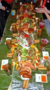 Filipino Birthday Party Food For Adults Kamayan Night Jeepney Nyc Aerial View Of Whole Table For 10 Bicol Express Adobong Hipon Dampa Fry Filipino Recipes Food Boodle Fight