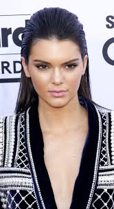 15 Medium And Shoulder Length Hairstyles For Women Haircut Inspiration Womens Hairstyles Slicked Back Hair Long Hair Styles