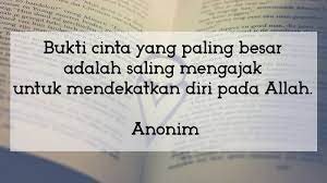 Karena kalimatnya singkat maka kita akan mudah mengingatnya. Inilah 25 Kata Kata Cinta Islami Yang Menyentuh Hati Posbagus