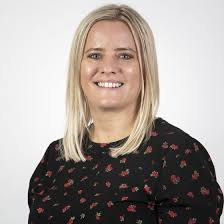 Louisa Sharp's Instagram, Twitter & Facebook