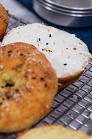 In a medium bowl combine the flour, baking powder and salt and whisk well. The Best Low Carb Keto Bagels The Protein Chef