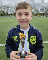 Unsere E-Jugend war bei der DJK Vierlinden und dem Fussballcamp der  Talentschleifer zu Gast. DJK Vierlinden 1928 e.V.