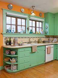 A Sunny 1906 House In Portland Retro Kitchen Vintage Kitchen Kitchen Inspirations