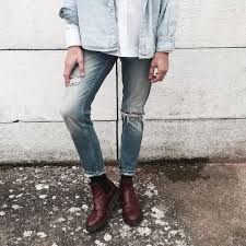 How To Make An Interesting Art Piece Using Tree Branches Ehow Chelsea Boots Outfit Wonderful Clothes Everyday Outfits