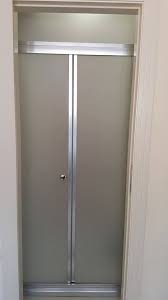 Alibaba.com 34961 katlamalı kapı modelleri ürünü sunuyor. Katlanir Kapi Dusakabin Nokta Dusakabin Dusakabin Kapilar Banyo