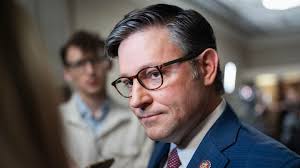 BREAKING: Speaker Mike Johnson is advising Republican lawmakers to skip  town halls after a wave of protests erupts across the country. With massive  federal job cuts under the Trump administration's new “Department