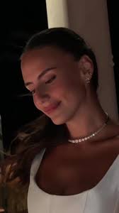 ‏Replying to @Noa Cohen custom made BERTA 🤍