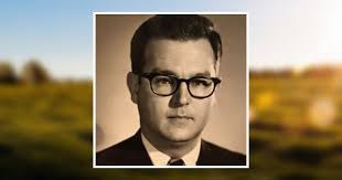 Bob Knapp's Instagram, Twitter & Facebook