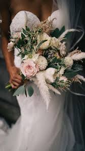 The Latest Trends For Bridal Bouquets In 2020 Wedding Flower Trends Bridal Bouquet Flowers Rose Bridal Bouquet