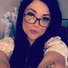 April Manley (@aprilnmanley3)