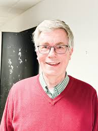 Holcombe to retire from Globe