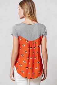 Aus Einem Alten Tshirt Wird Mit Etwas Stoff Ein Tolles Neues Oberteil Diy Shirt Tshirt Upcycle Upcyc Kleidung Upcycling Kleidung Upcycling Kleidung Ideen