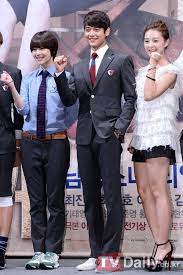 This is performed by kim ji won in the movie series to the beautiful you. ê¹€ì§€ì› Kim Ji Won In Drama To The Beautiful You With Minho And Sulli Kim Ji Won You Are Beautiful Sulli