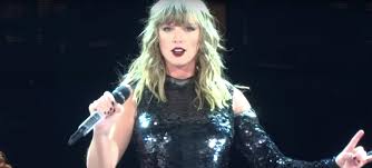 Taylor Swifts Reputation Tour Puts The Singer In A League