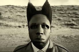 Tietääkö kukaan mistä löytäisin maskin, jota Tyler käytti ST. CHROMA  -musavideossa? : r/tylerthecreator