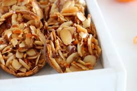 Chocolate Dipped Almond Florentines Del S Cooking Twist Enrobage Chocolat Cuisson Des Aliments Cuisine Et Boissons