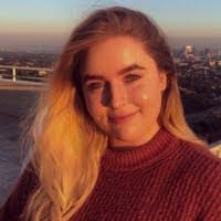 Danielle Worsham's Instagram, Twitter & Facebook