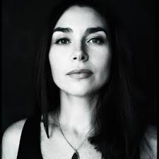 Influencer Feminism and the Viral Grab