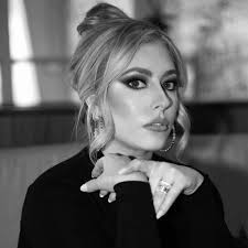 Hayley Morris and Levi Chapman's Wedding Website