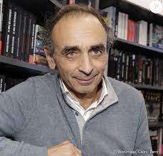 Il s'oppose notamment à l'europe et au libéralisme, ainsi qu'à la féminisation de la société. Eric Zemmour Menace De Penetration Anale Humiliation Son Agresseur Condamne Purepeople