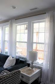 A reaction to the ornate and dark appearance of the victorian period, the craftsman home known for their simple lines and the use of. Peahen Pad Craftsman Style Window Trim