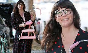 Huge collection, amazing choice, 100+ million high quality, affordable rf and rm images. Liv Tyler Is Almost Unrecognizable From Her Lord Of The Rings Days Daily Mail Online