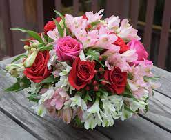 Alstroemeria Flower Arrangement Flower Arrangements Fresh Flowers Arrangements Flower Delivery