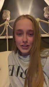 Rachel Struthers's Instagram, Twitter & Facebook