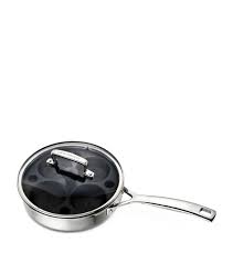 What size le creuset dutch oven should i get? Le Creuset 3 Ply Stainless Steel Saute Pan With Poaching Insert 20cm Harrods Ae