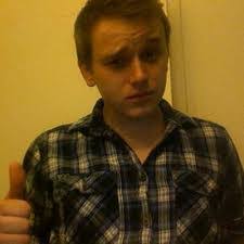 Aaron Gipson's Instagram, Twitter & Facebook