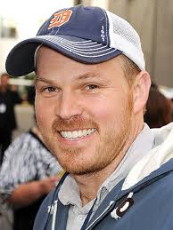 Spider-Man' Director Mark Webb Reveals How to Stay Grounded 'When You Have  a Nine-Foot Lizard Running Around New York'