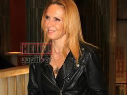 Entdecken sie veröffentlichungen von ματθίλδη μαγγίρα auf discogs. Ebelina Papoylia Celebrities Eidhseis Yupiii Gr