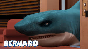 Gambar kartun ikan kartun merupakan suatu bentuk gambar yang memiliki penampilan cenderung dan relatif lucu. Beruang Bernard Ada Ikan Hiu Di Lift Kartun Lucu Bahasa Indonesia 2020 Kocak Kompilasi Youtube