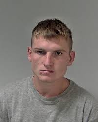 Police appeal to find burglar with town links