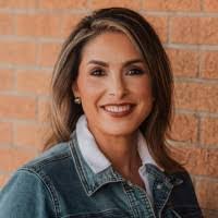 Alison Abernathy's Instagram, Twitter & Facebook