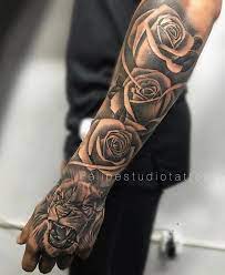 Tattoo sleeves basically refer to those tattoos that are usually large in size or a collection of various women always go for full sleeve tattoos that depict flowers as well as watercolor ink whereas men. Tiger Roses Men Forearm Tattoo Tattoosformen Tatuirovka V Vide Rozy Tatuirovki Muzhskie Tatuirovki