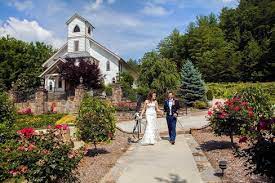Outdoor Weddings Waterfall Weddings North Georgia Mountain Weddings North Georgia Wedding Venues Georgia Wedding Venues Georgia Mountain Wedding