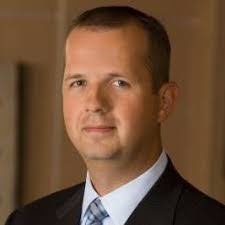 Jennifer Persinger's Instagram, Twitter & Facebook