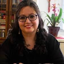 Amy Esquibel's Instagram, Twitter & Facebook