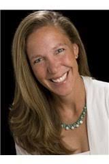 Kristen Mecca's Instagram, Twitter & Facebook