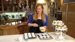 Paper Baking Cups Vs Foil Baking Cups Food Presentation Cooking Techniques Youtube